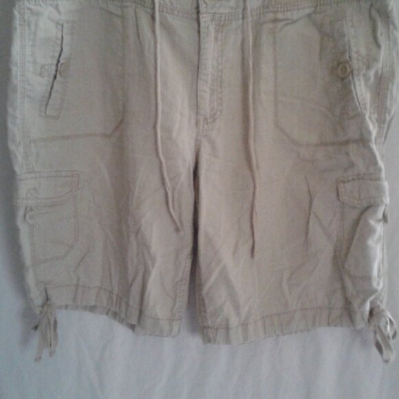 Women's Faded Glory Khaki Cargo Shorts Size 16 - Picture 7 of 8